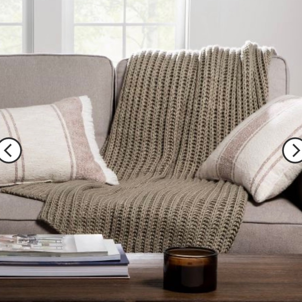 Chunky Knit reversible throw blanket by Threshold